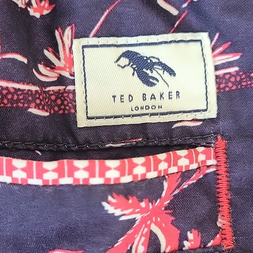 TED BAKER 